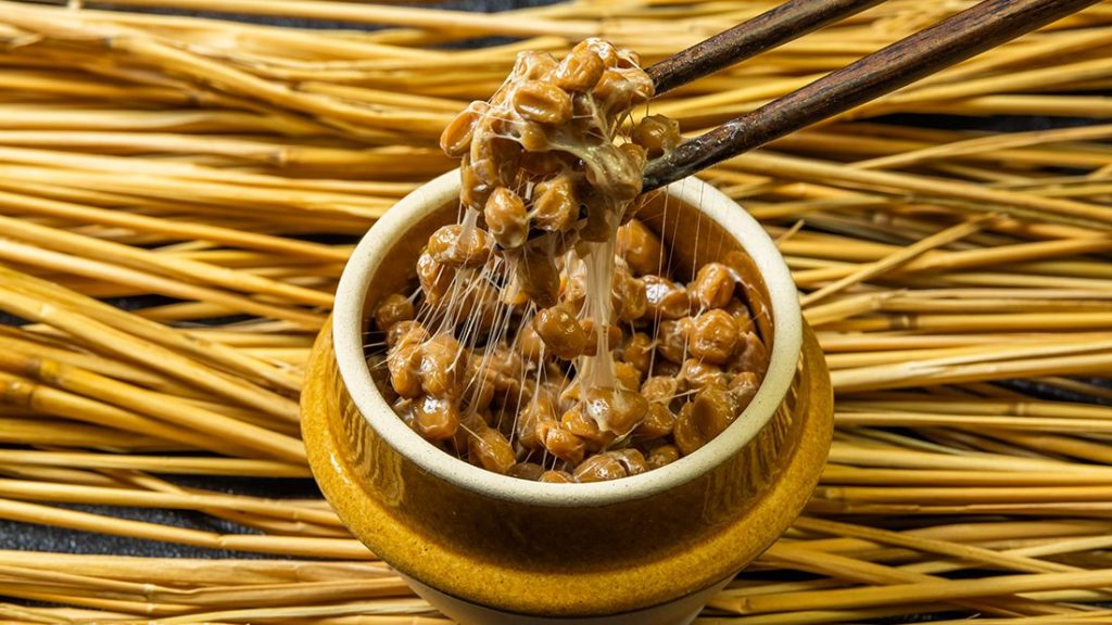 makanan-khas-jepang-natto-1